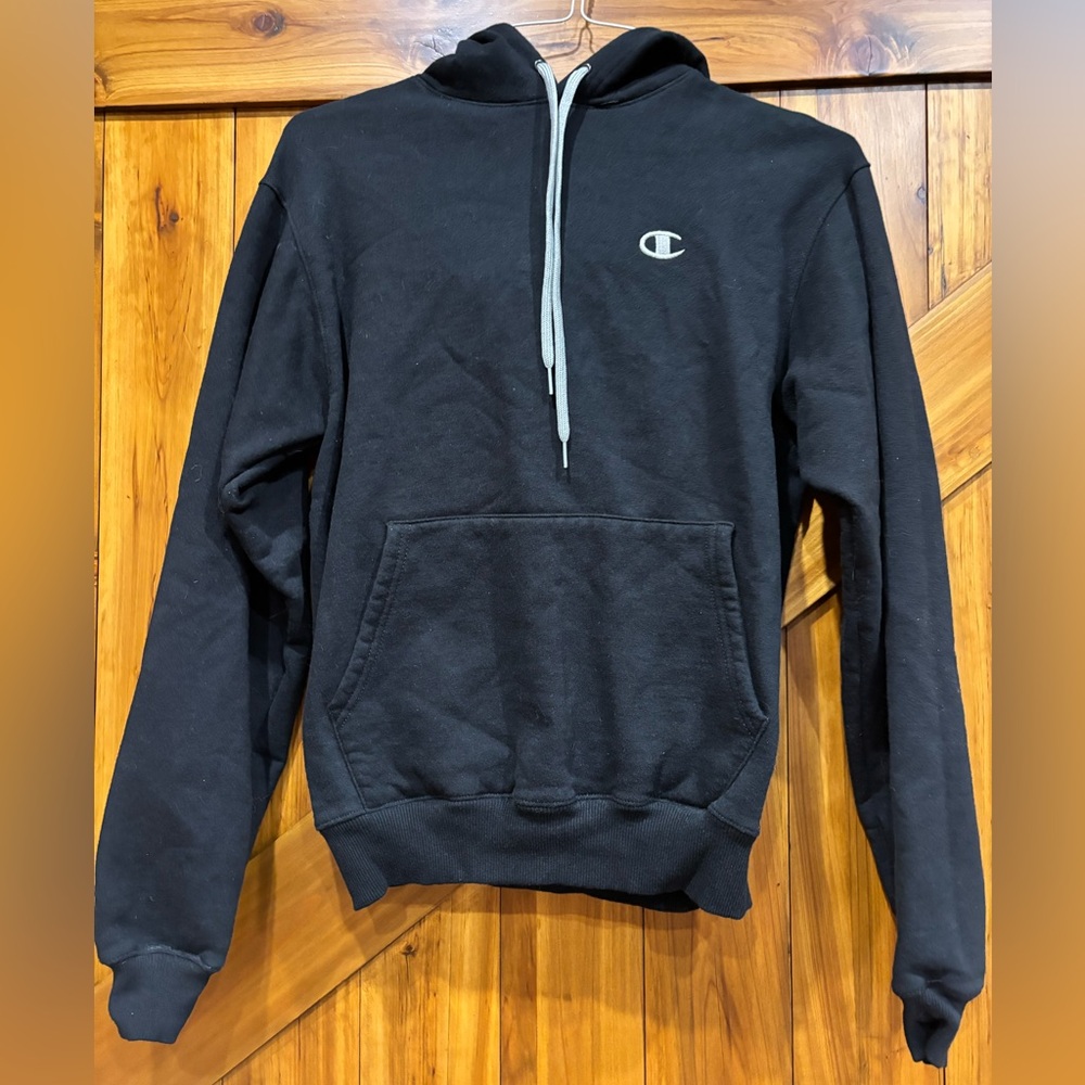 Champion Men’s Small Black Sweatshirt